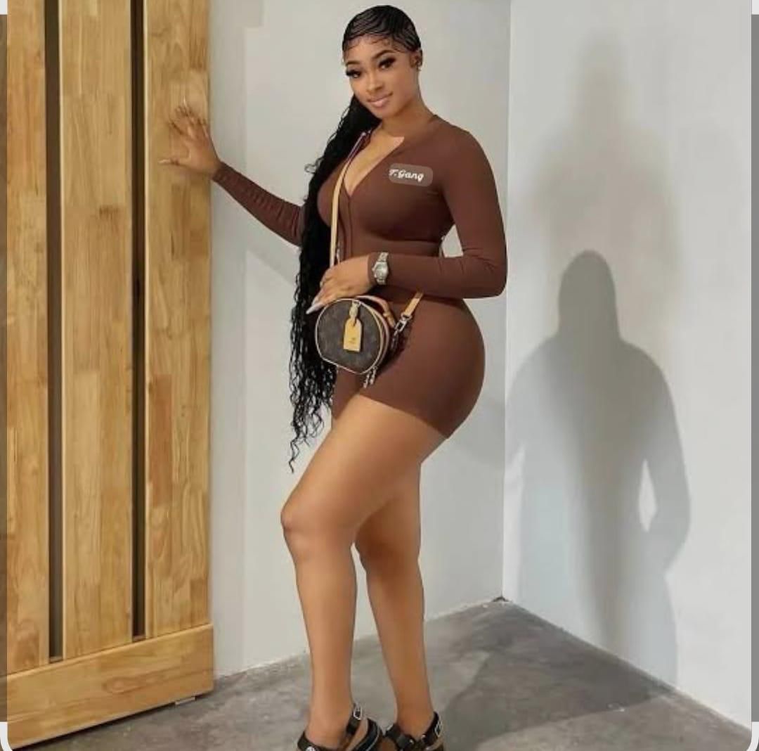 Long sleeve short jumpsuit